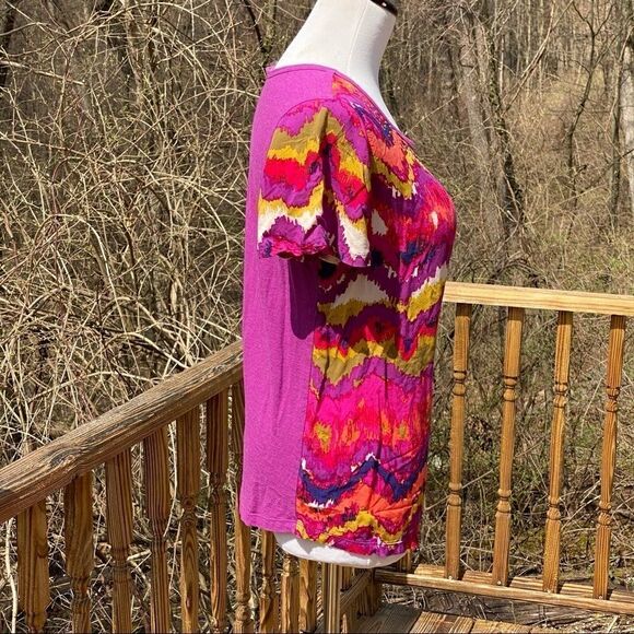 Oleg Cassini Sports Rayon/Cotton Gold Accent Top - Picture 2 of 9